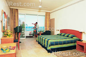 Faros Holiday Village Hotel 4